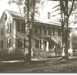Spalding House, 1907, when it was purchased by the Daughters of the American Revolution from Miss Sarah Spalding